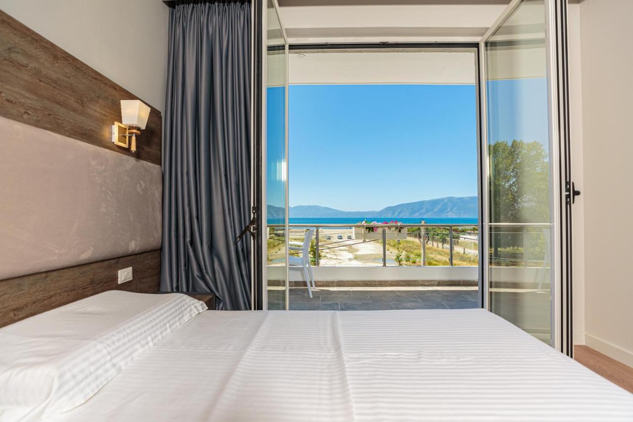 Hotel Real Vlorë Buitenkant foto